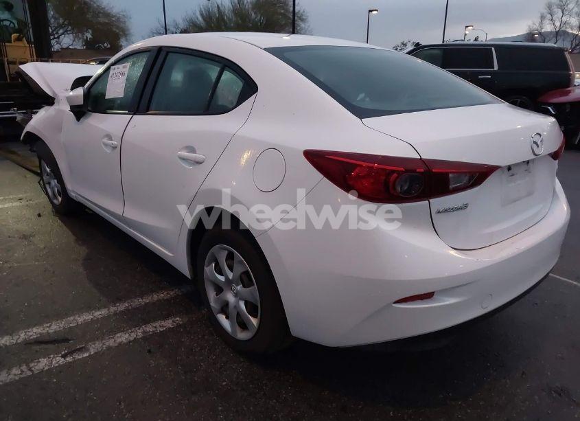Photo 3 of 2018 Mazda Mazda3 SPORT (VIN 3MZBN1U72JM213986)