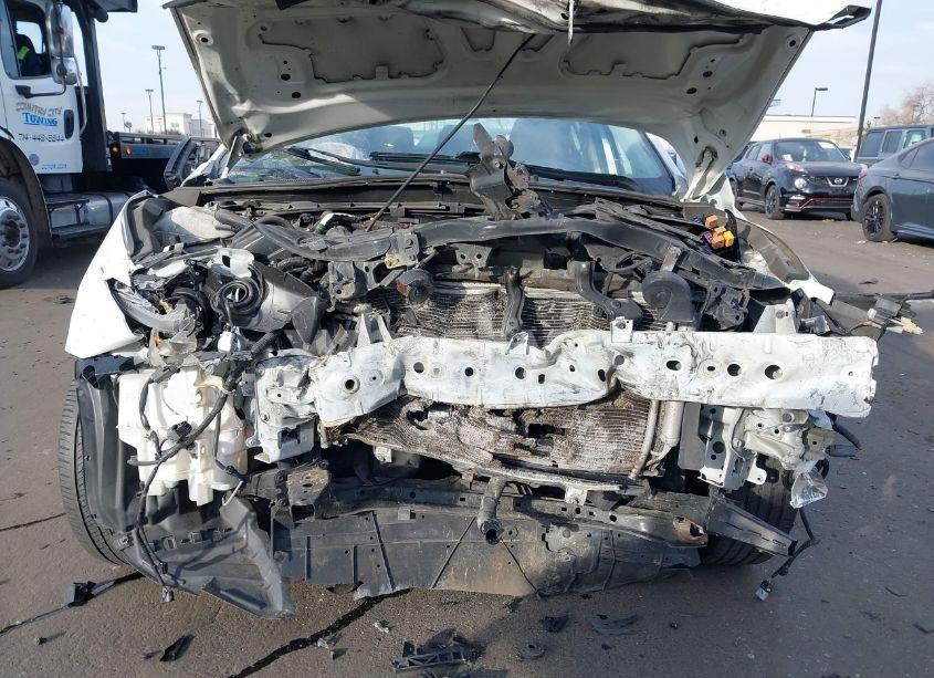 Photo 6 of 2018 Mazda Mazda3 SPORT (VIN 3MZBN1U72JM213986)