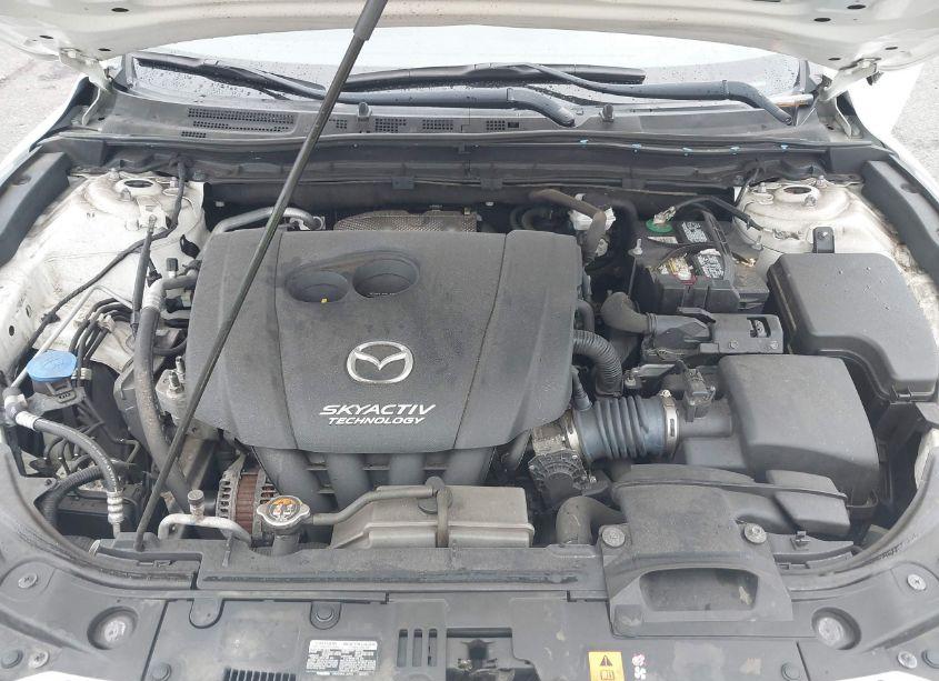Photo 10 of 2018 Mazda Mazda3 SPORT (VIN 3MZBN1U72JM217651)