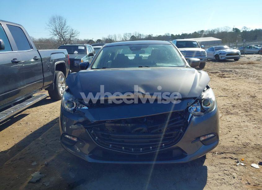 Photo 13 of 2018 Mazda Mazda3 SPORT (VIN 3MZBN1U72JM222350)