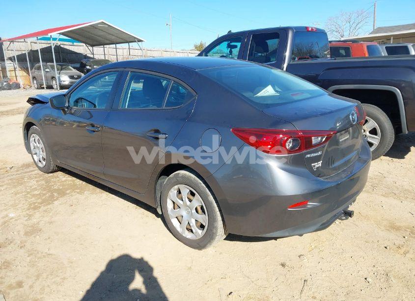 Photo 3 of 2018 Mazda Mazda3 SPORT (VIN 3MZBN1U72JM222350)