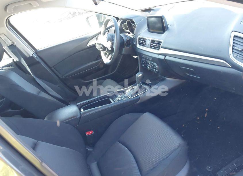 Photo 5 of 2018 Mazda Mazda3 SPORT (VIN 3MZBN1U72JM222350)