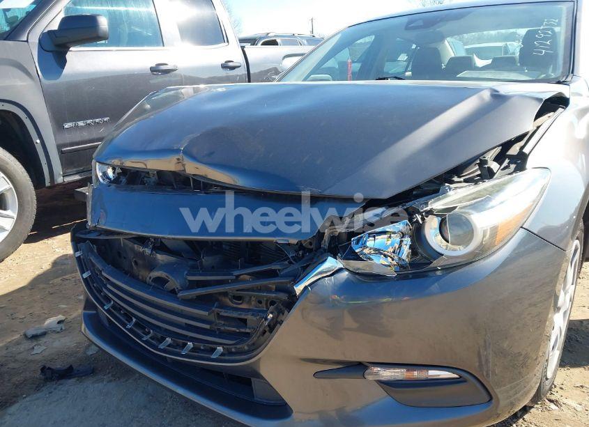 Photo 6 of 2018 Mazda Mazda3 SPORT (VIN 3MZBN1U72JM222350)