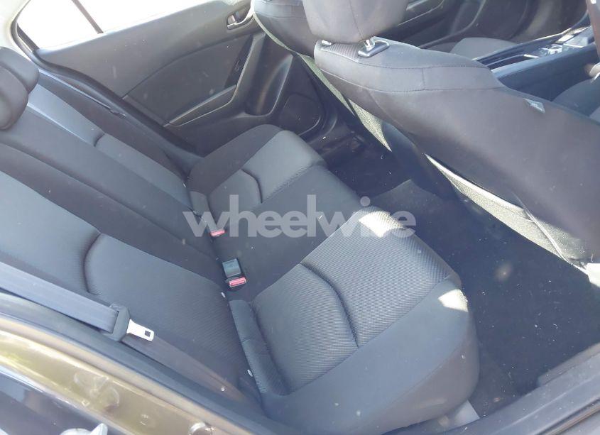 Photo 8 of 2018 Mazda Mazda3 SPORT (VIN 3MZBN1U72JM222350)