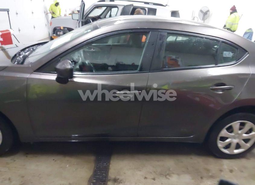 Photo 15 of 2017 Mazda Mazda3 SPORT (VIN 3MZBN1U73HM156210)