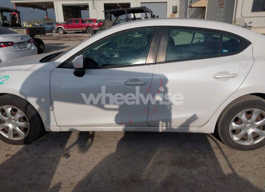 Photo 15 of 2017 Mazda Mazda3 SPORT (VIN 3MZBN1U75HM101578)