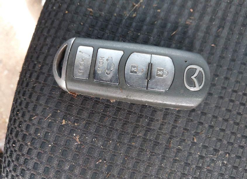 Photo 11 of 2017 Mazda Mazda3 SPORT (VIN 3MZBN1U75HM121233)