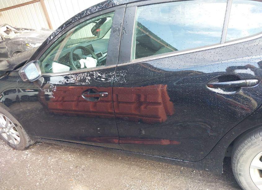 Photo 14 of 2017 Mazda Mazda3 SPORT (VIN 3MZBN1U75HM121233)