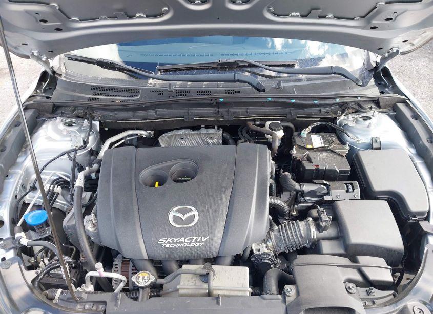 Photo 10 of 2018 Mazda Mazda3 SPORT (VIN 3MZBN1U75JM214582)
