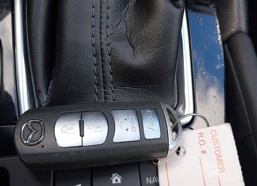 Photo 11 of 2018 Mazda Mazda3 SPORT (VIN 3MZBN1U75JM214582)