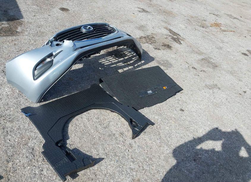 Photo 12 of 2018 Mazda Mazda3 SPORT (VIN 3MZBN1U75JM214582)