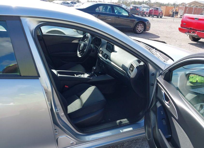 Photo 5 of 2018 Mazda Mazda3 SPORT (VIN 3MZBN1U75JM214582)