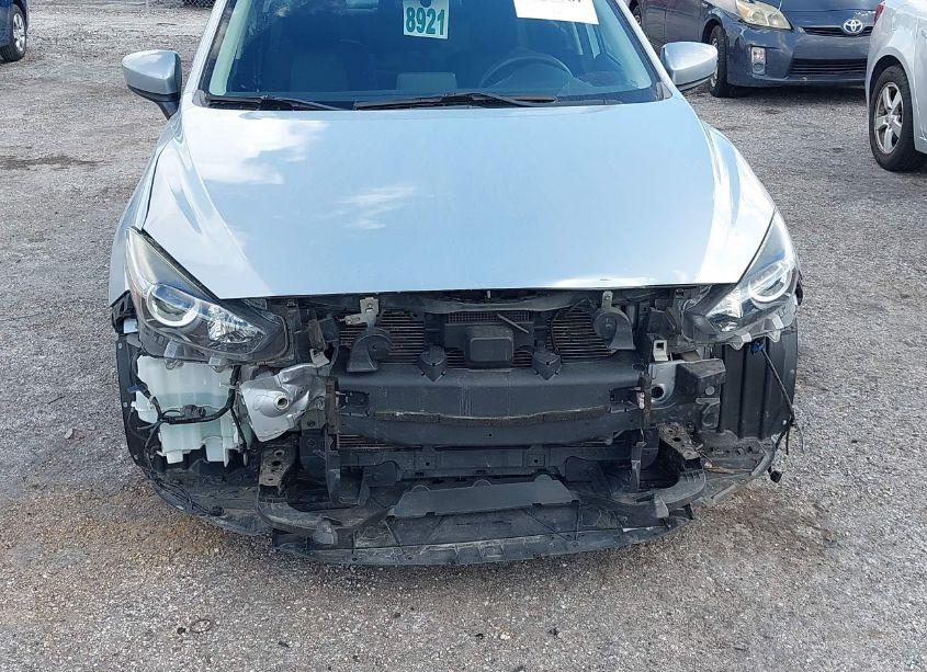 Photo 6 of 2018 Mazda Mazda3 SPORT (VIN 3MZBN1U75JM214582)