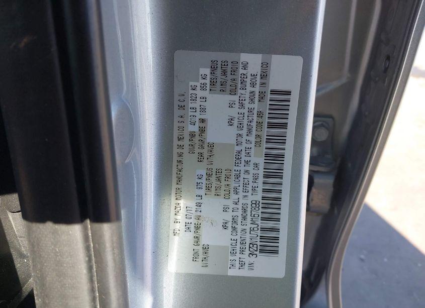 Photo 9 of 2018 Mazda Mazda3 SPORT (VIN 3MZBN1U76JM167899)