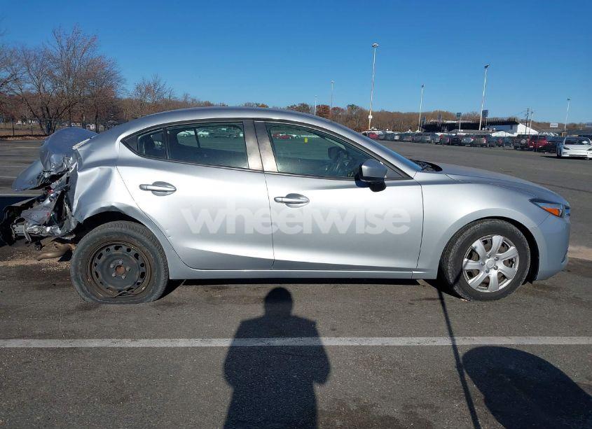 Photo 13 of 2017 Mazda Mazda3 SPORT (VIN 3MZBN1U77HM121993)