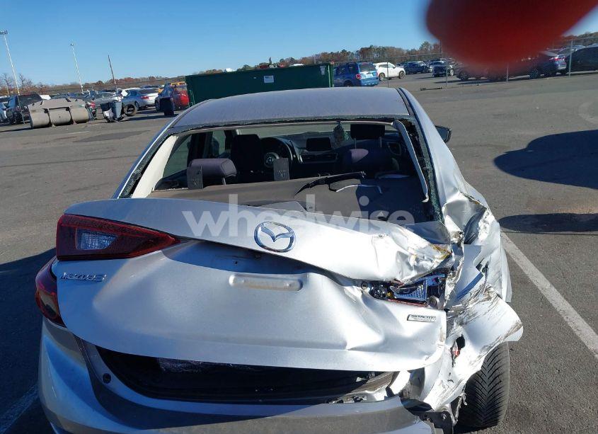 Photo 16 of 2017 Mazda Mazda3 SPORT (VIN 3MZBN1U77HM121993)