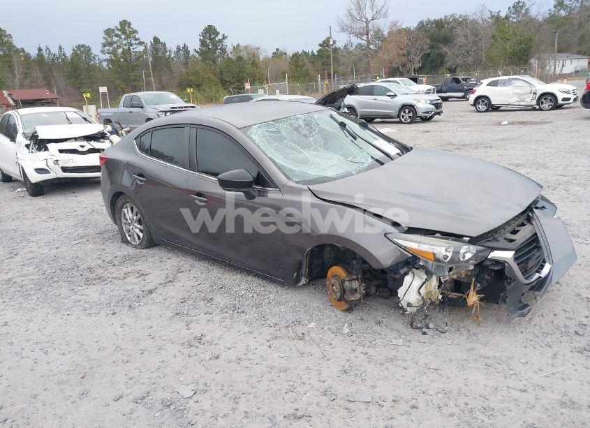 2018 Mazda Mazda3 SPORT (VIN 3MZBN1U77JM192410) main photo