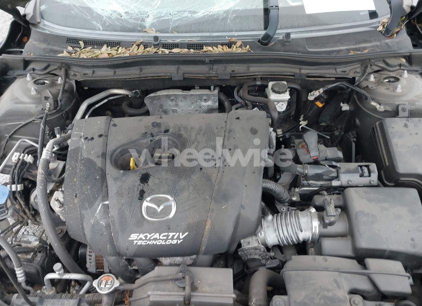 Photo 10 of 2018 Mazda Mazda3 SPORT (VIN 3MZBN1U77JM192410)