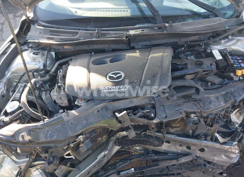 Photo 10 of 2018 Mazda Mazda3 SPORT (VIN 3MZBN1U77JM216964)