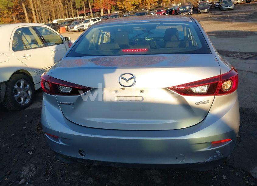 Photo 16 of 2018 Mazda Mazda3 SPORT (VIN 3MZBN1U77JM216964)