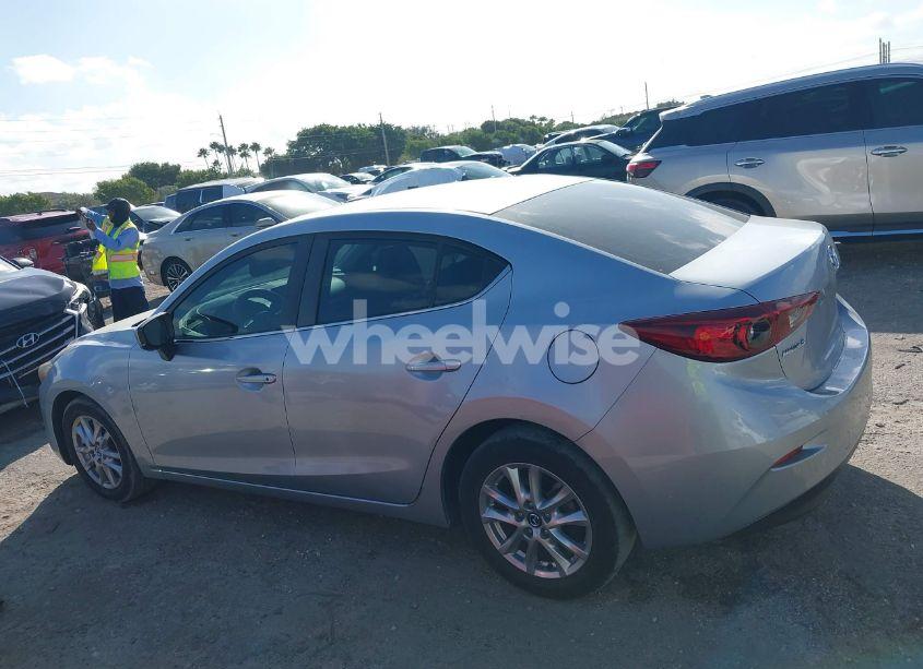 Photo 14 of 2017 Mazda Mazda3 SPORT (VIN 3MZBN1U78HM157921)