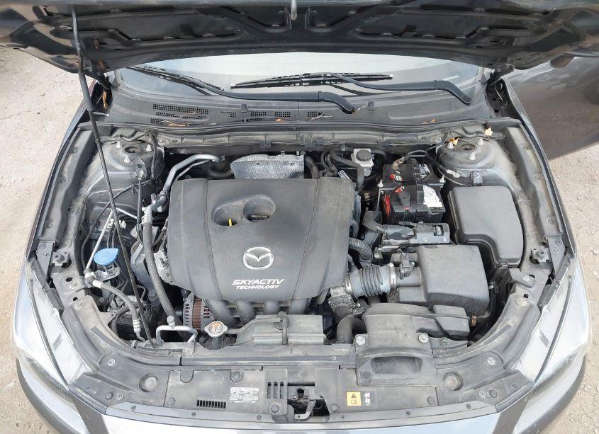 Photo 10 of 2018 Mazda Mazda3 SPORT (VIN 3MZBN1U78JM169685)