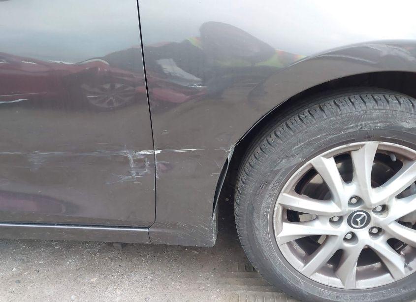 Photo 17 of 2018 Mazda Mazda3 SPORT (VIN 3MZBN1U78JM169685)