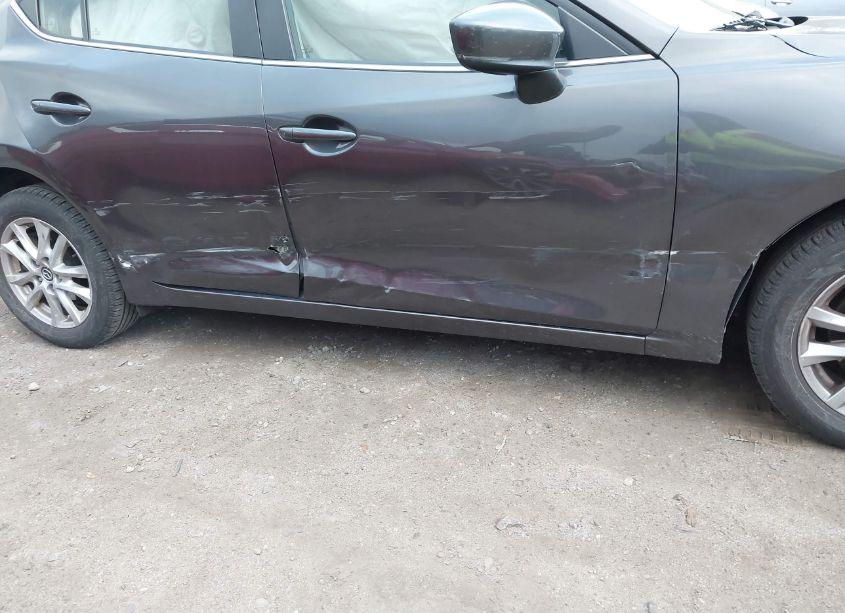 Photo 6 of 2018 Mazda Mazda3 SPORT (VIN 3MZBN1U78JM169685)