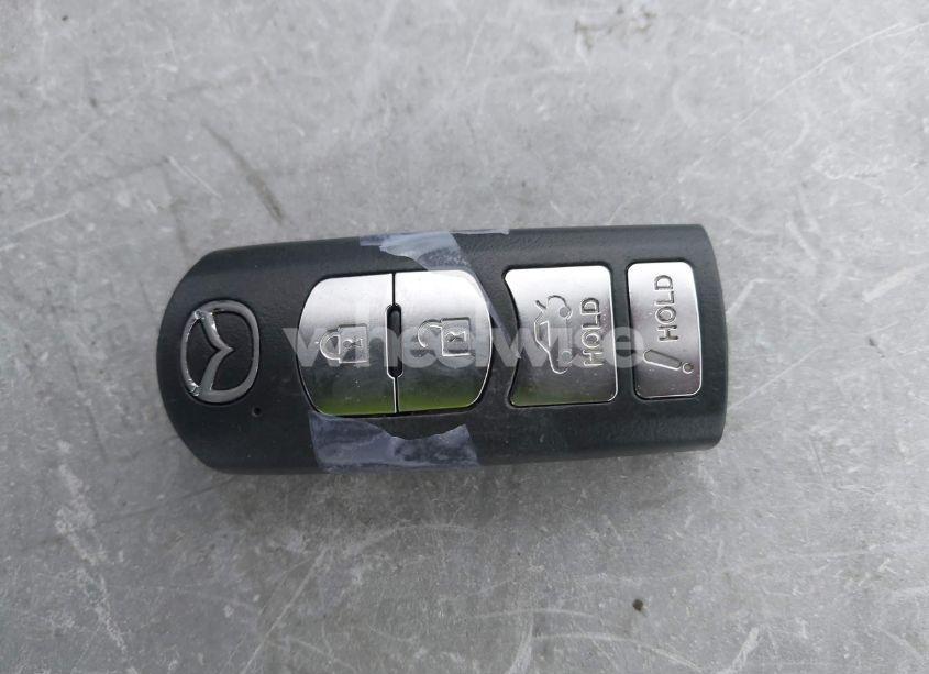 Photo 11 of 2018 Mazda Mazda3 SPORT (VIN 3MZBN1U78JM203964)