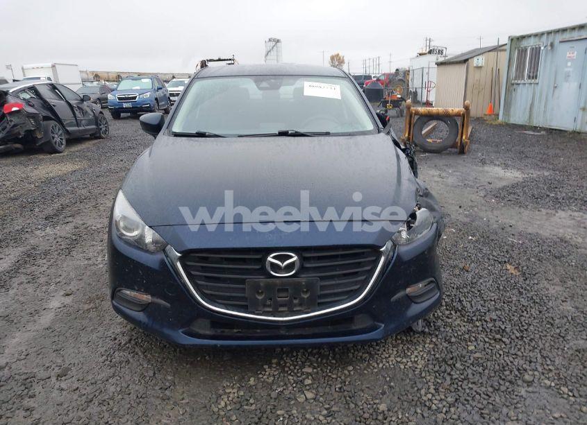 Photo 12 of 2018 Mazda Mazda3 SPORT (VIN 3MZBN1U78JM203964)