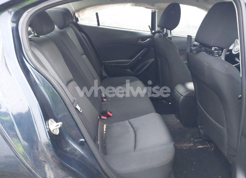 Photo 8 of 2018 Mazda Mazda3 SPORT (VIN 3MZBN1U78JM203964)