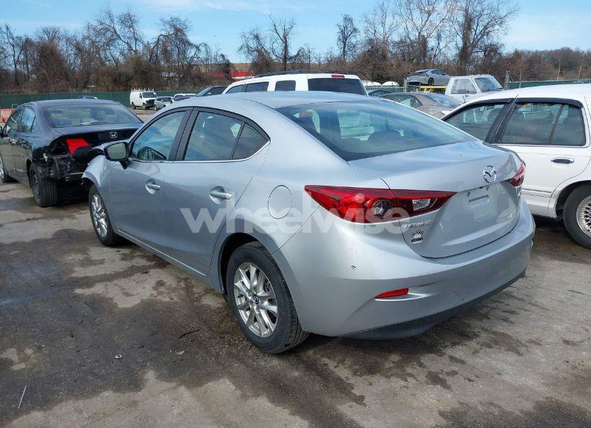 Photo 3 of 2018 Mazda Mazda3 SPORT (VIN 3MZBN1U78JM233661)