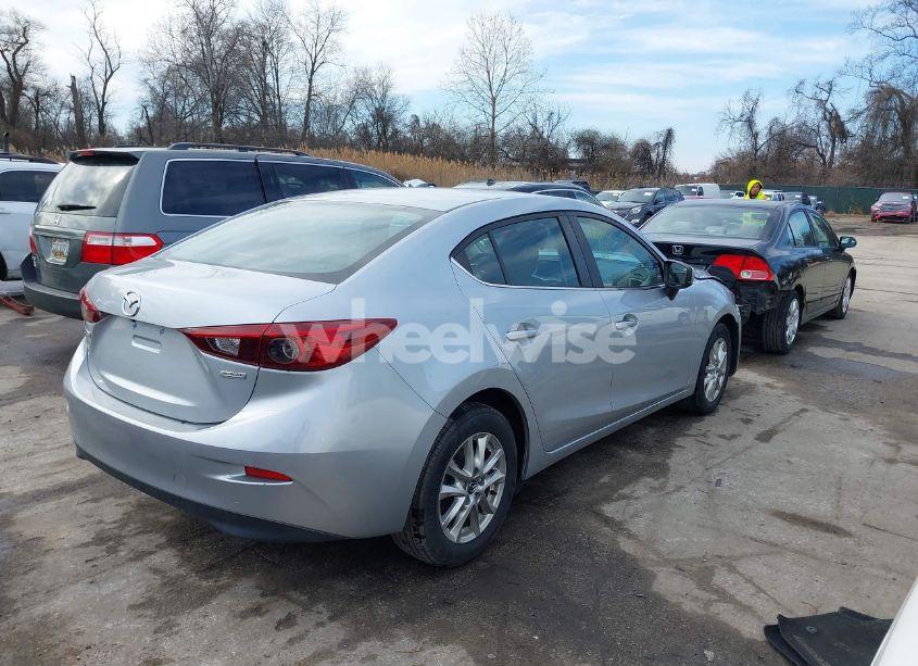 Photo 4 of 2018 Mazda Mazda3 SPORT (VIN 3MZBN1U78JM233661)