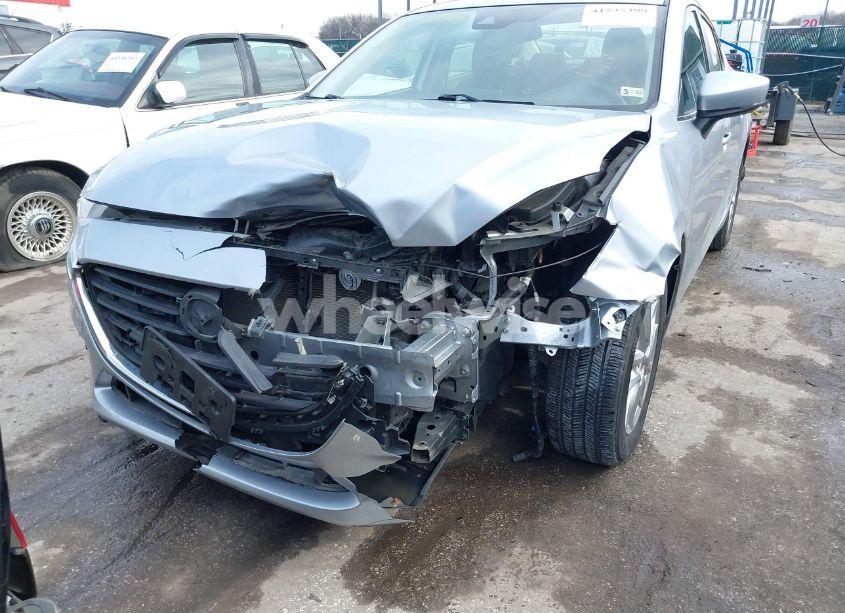 Photo 6 of 2018 Mazda Mazda3 SPORT (VIN 3MZBN1U78JM233661)