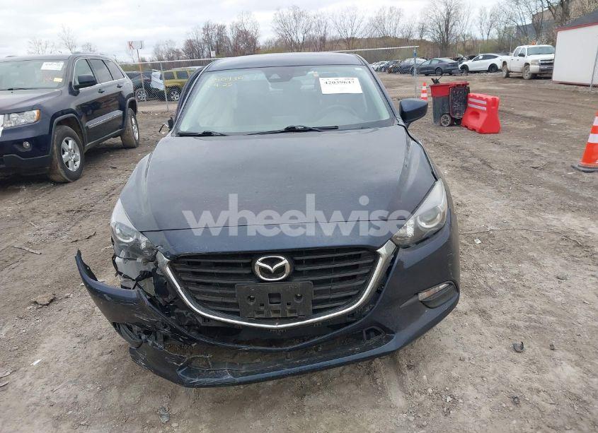 Photo 12 of 2018 Mazda Mazda3 SPORT (VIN 3MZBN1U79JM195535)