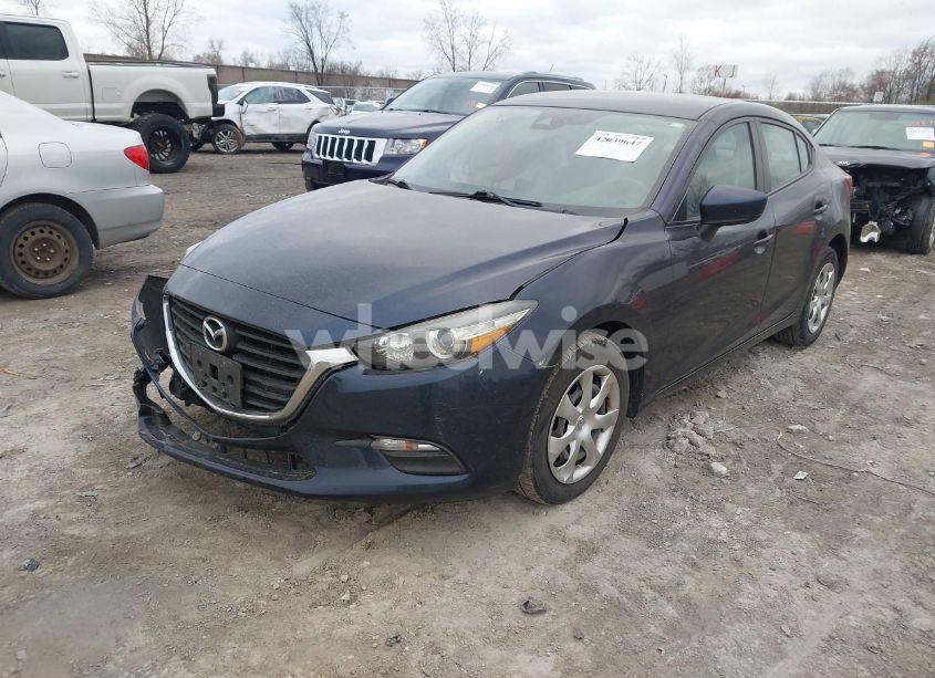 Photo 2 of 2018 Mazda Mazda3 SPORT (VIN 3MZBN1U79JM195535)