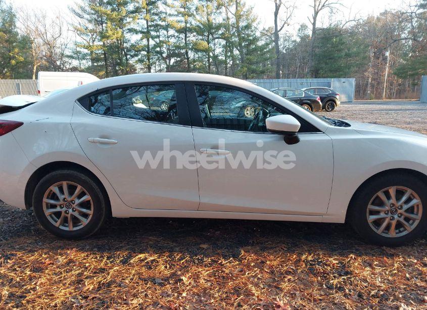 Photo 13 of 2017 Mazda Mazda3 SPORT (VIN 3MZBN1U7XHM108395)