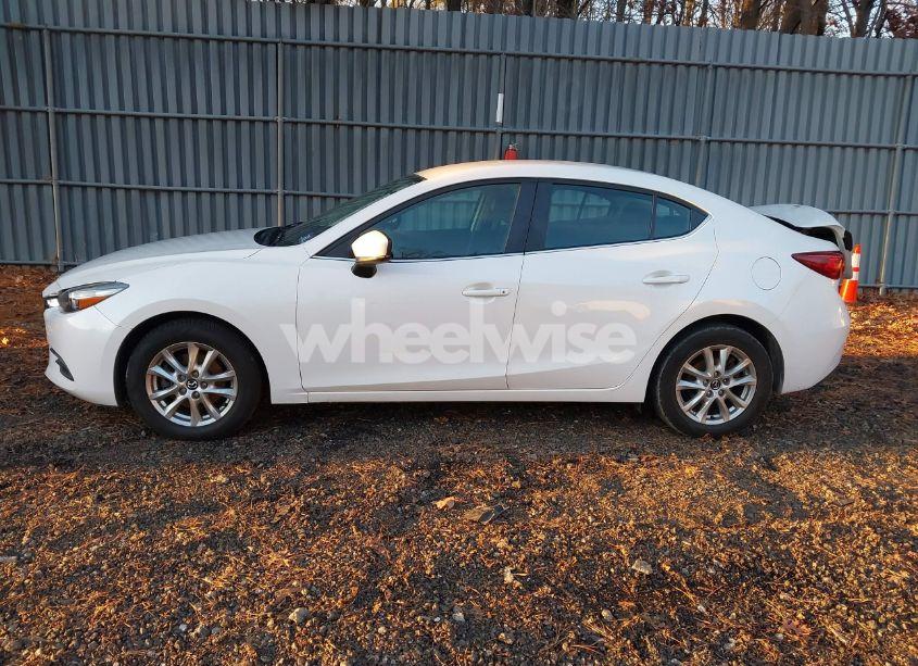 Photo 14 of 2017 Mazda Mazda3 SPORT (VIN 3MZBN1U7XHM108395)