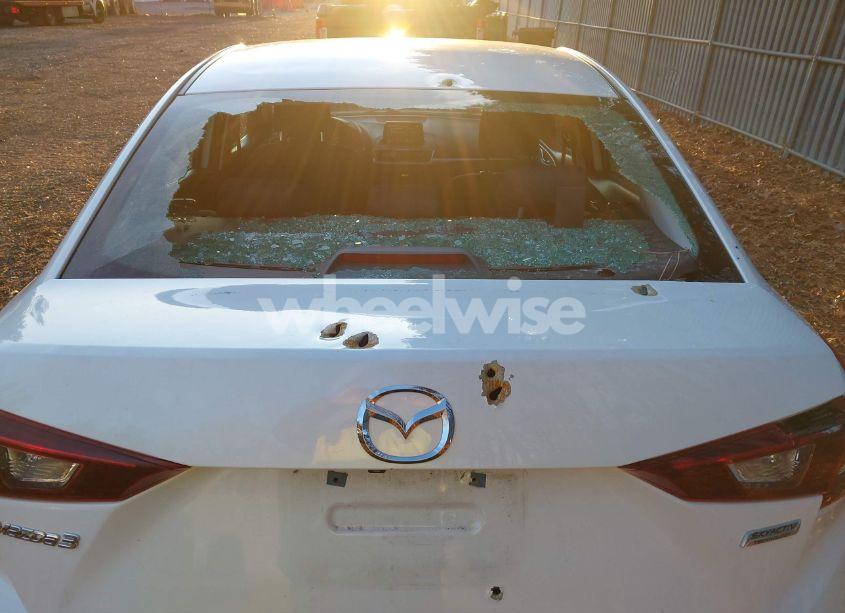 Photo 6 of 2017 Mazda Mazda3 SPORT (VIN 3MZBN1U7XHM108395)