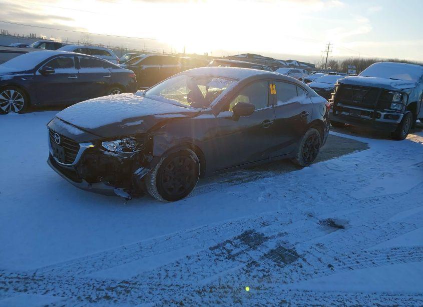 Photo 2 of 2018 Mazda Mazda3 SPORT (VIN 3MZBN1U7XJM159837)