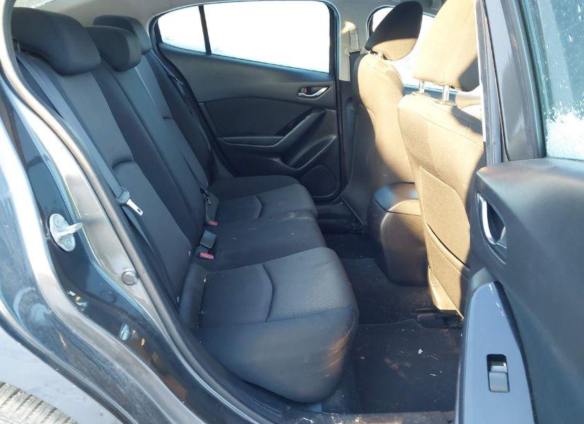 Photo 8 of 2018 Mazda Mazda3 SPORT (VIN 3MZBN1U7XJM159837)