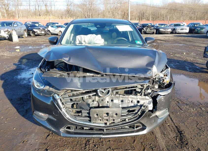 Photo 12 of 2018 Mazda Mazda3 SPORT (VIN 3MZBN1U7XJM198881)