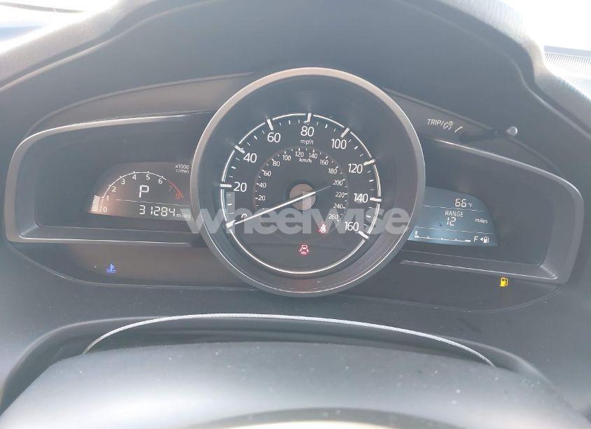 Photo 7 of 2018 Mazda Mazda3 SPORT (VIN 3MZBN1U7XJM198881)