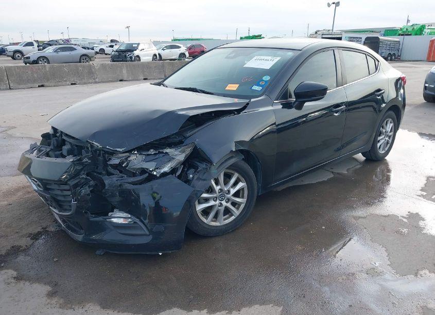 Photo 2 of 2018 Mazda Mazda3 SPORT (VIN 3MZBN1U7XJM228929)