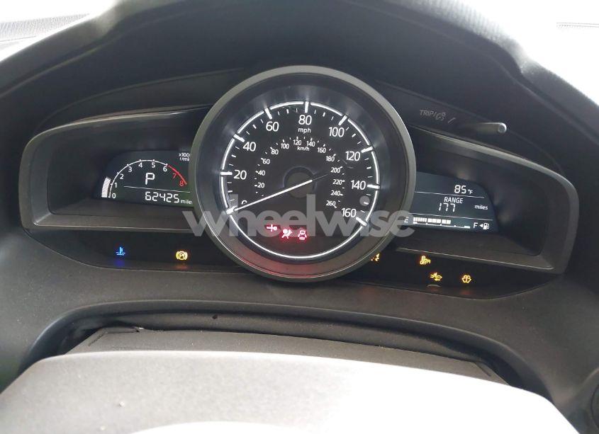 Photo 7 of 2018 Mazda Mazda3 TOURING (VIN 3MZBN1V30JM165299)