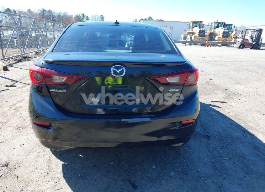 Photo 16 of 2018 Mazda Mazda3 TOURING (VIN 3MZBN1V31JM169958)