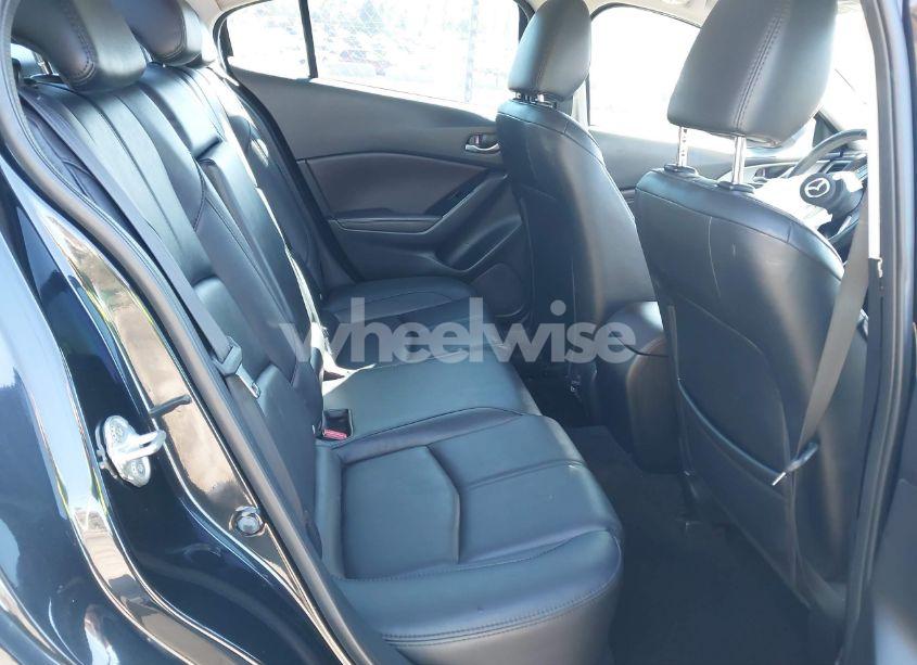 Photo 8 of 2018 Mazda Mazda3 TOURING (VIN 3MZBN1V31JM169958)