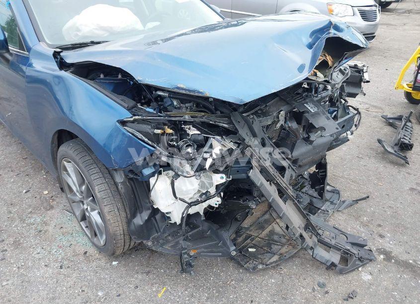 Photo 6 of 2018 Mazda Mazda3 TOURING (VIN 3MZBN1V31JM174688)