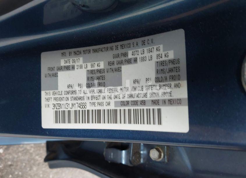 Photo 9 of 2018 Mazda Mazda3 TOURING (VIN 3MZBN1V31JM174688)