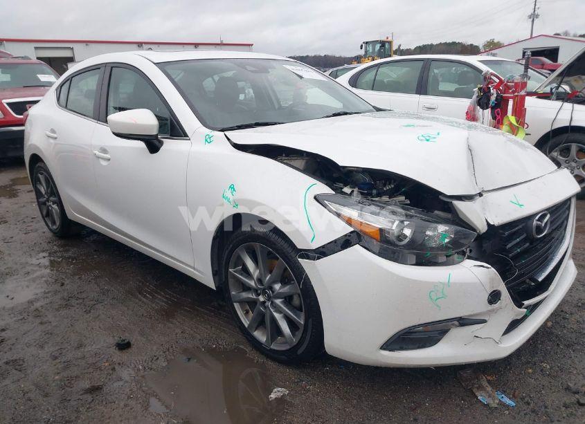 2018 Mazda Mazda3 TOURING (VIN 3MZBN1V31JM212971) main photo